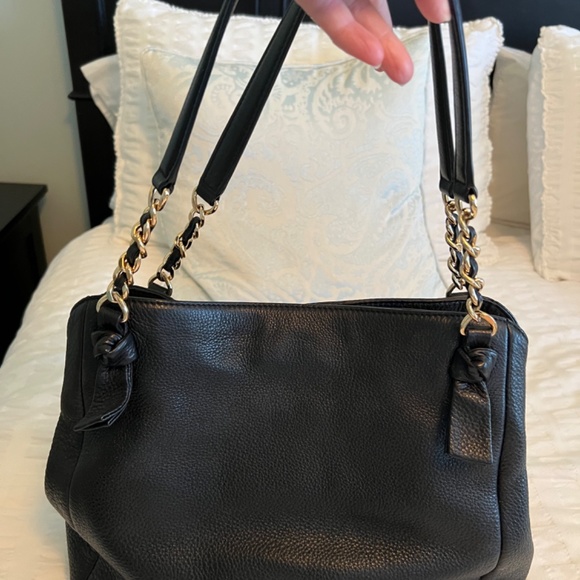 Tory Burch Black Leather Shoulder Bag - Picture 2 of 15
